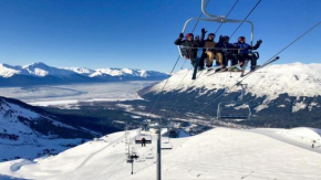 Chair Four Por Favor - Walk Almost Anywhere at Alyeska Resort!